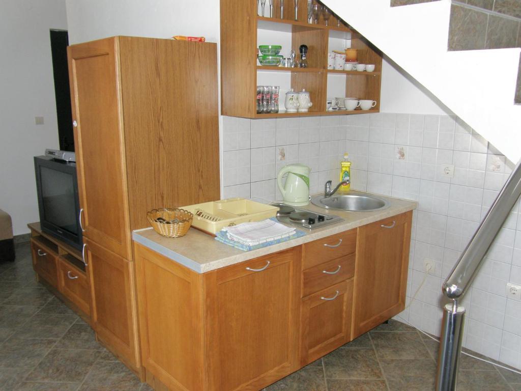 Apartments Kovinic Τίβατ Δωμάτιο φωτογραφία